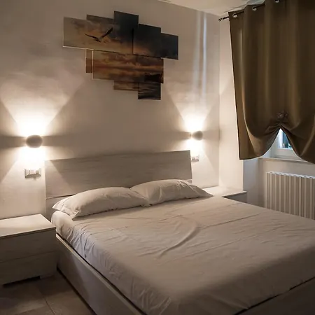 Apartment Queen E