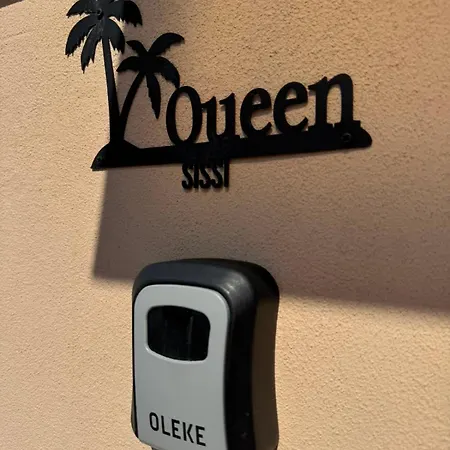 Queen E Campofilone